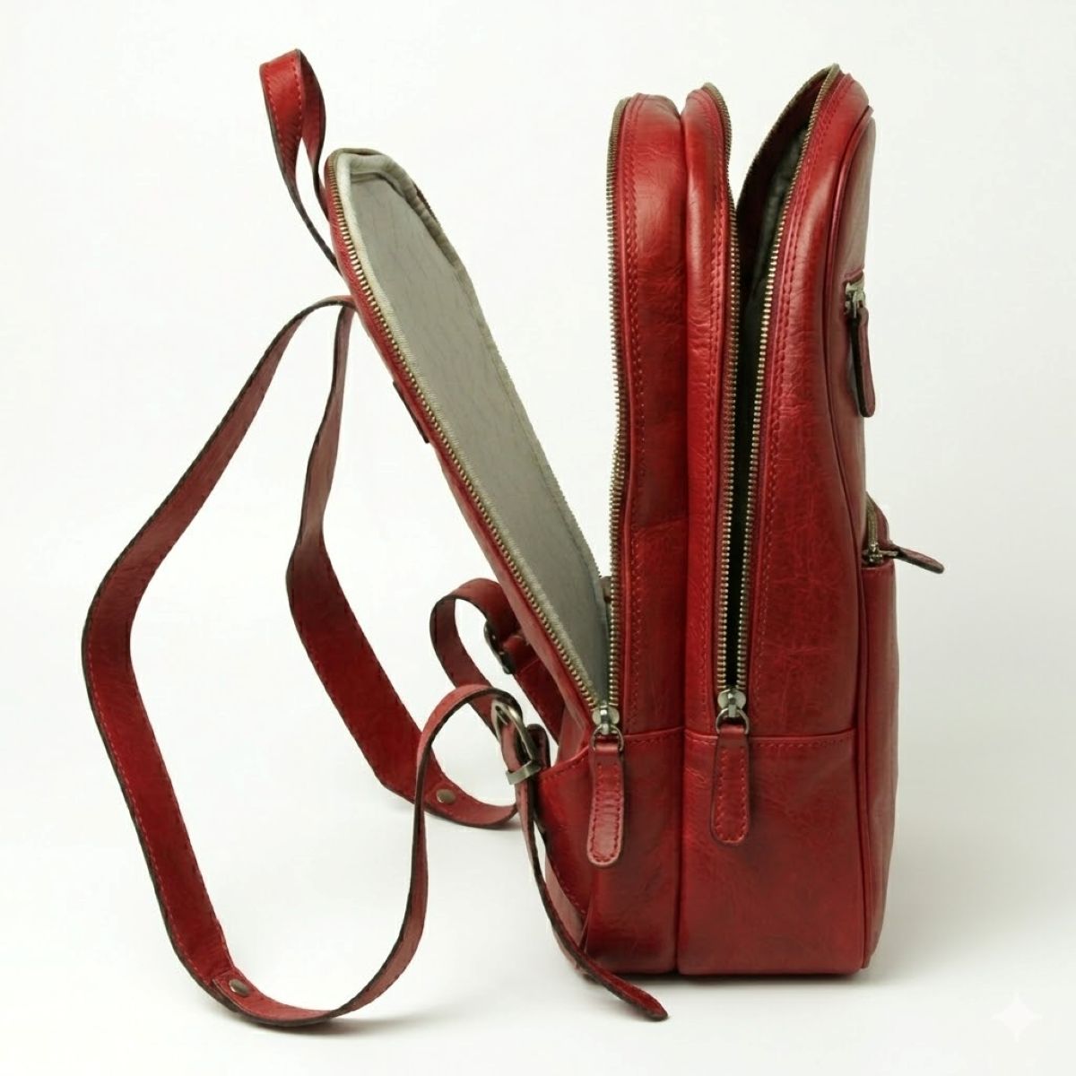 Leather backpack with exterior zip pockets - Red|408091RO|Old Angler Firenze