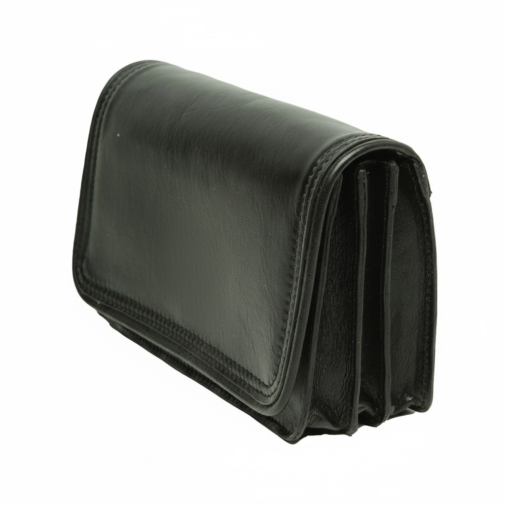 Leather clutch bag - Black