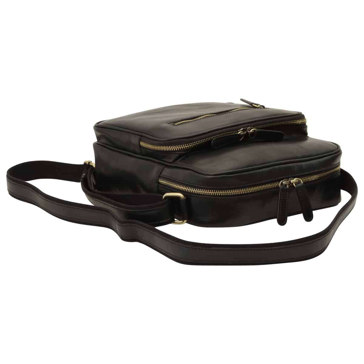 Messenger in pelle con chiusura a zip (Piccola).- Black | 409389NE US | Old Angler Firenze